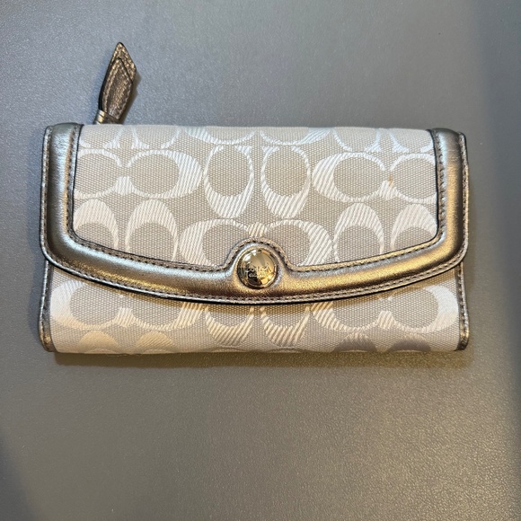 Coach Accessories - Coach Slim Trifold Wallet In Blocked Signature Canvas In Silver & Grey